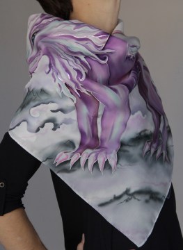 платок Скорпионо-собака, нат. шелк (атлас) 90х90 см, роспись